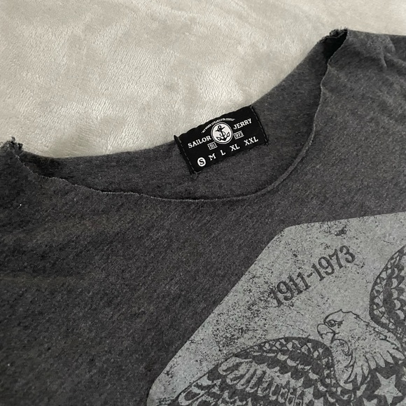 Custom Cut Sailor Jerry T-Shirt - Picture 2 of 4